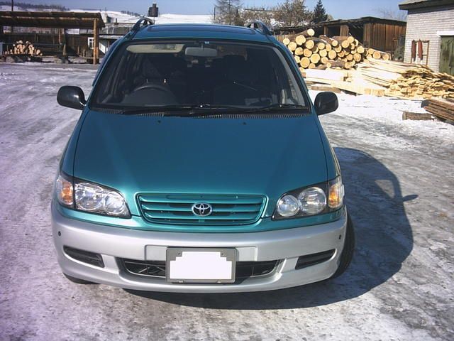 1998 Toyota Ipsum