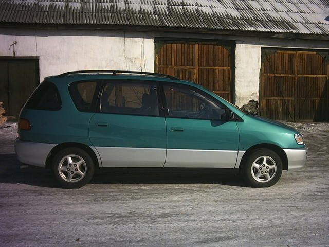 1998 Toyota Ipsum