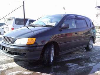 1998 Toyota Ipsum