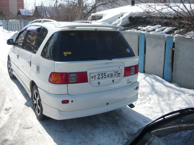 1998 Toyota Ipsum