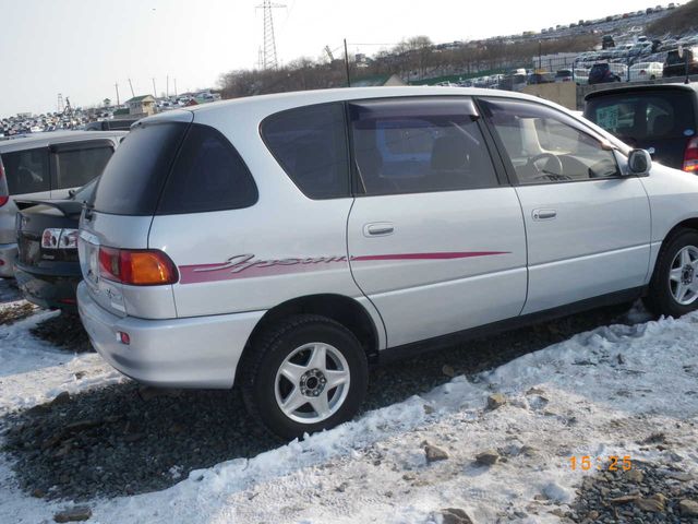 1998 Toyota Ipsum