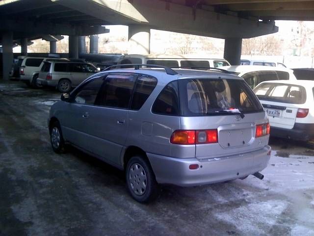 1998 Toyota Ipsum