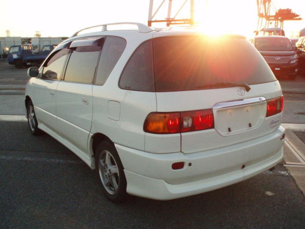 1998 Toyota Ipsum