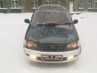 1998 Toyota Ipsum