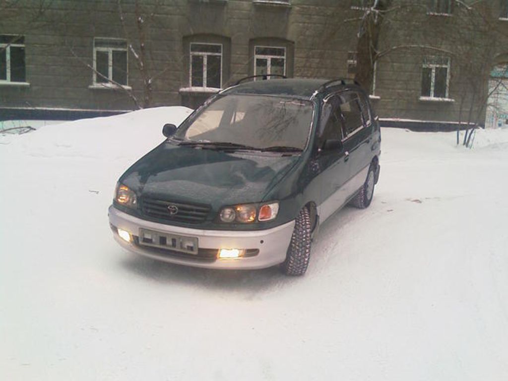 1998 Toyota Ipsum