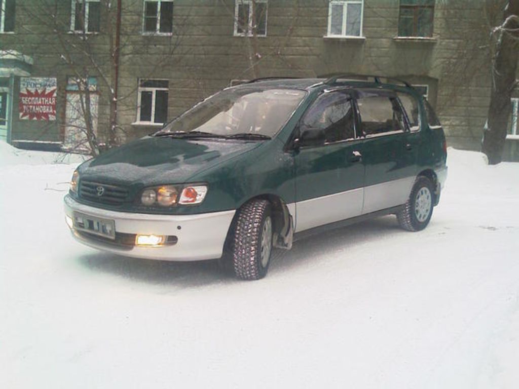 1998 Toyota Ipsum