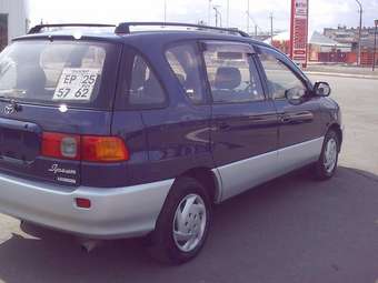 Toyota Ipsum