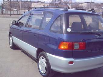 Toyota Ipsum