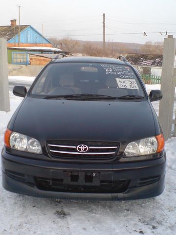 1998 Toyota Ipsum