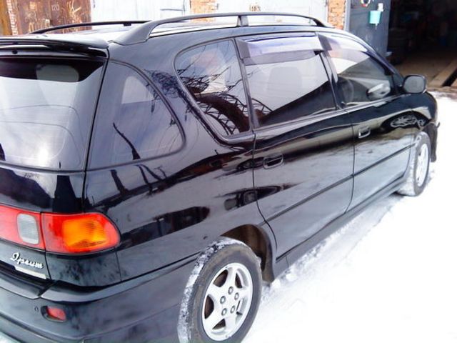 1998 Toyota Ipsum