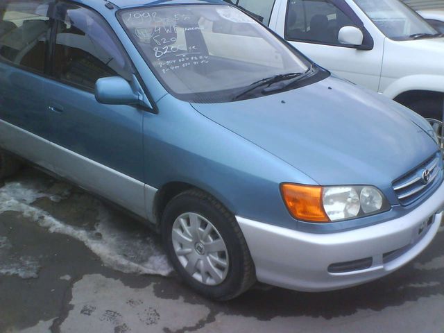 1998 Toyota Ipsum