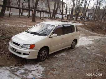 1998 Toyota Ipsum