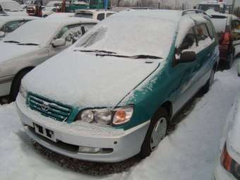 1998 Toyota Ipsum