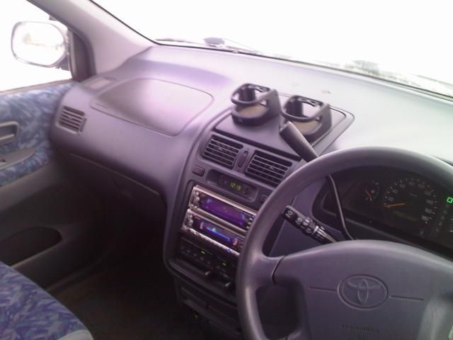 1998 Toyota Ipsum