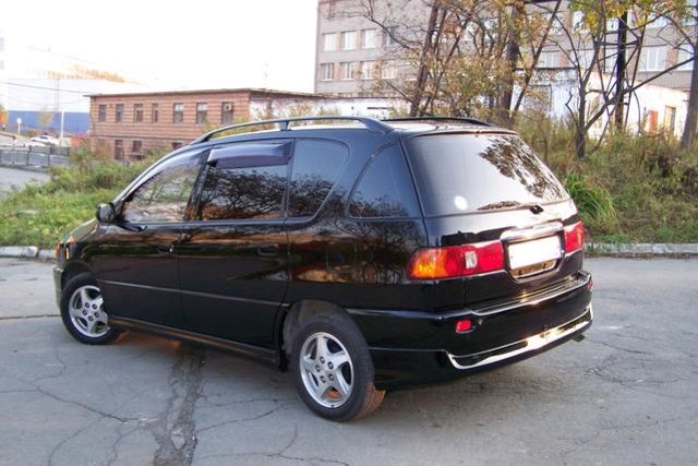 1998 Toyota Ipsum