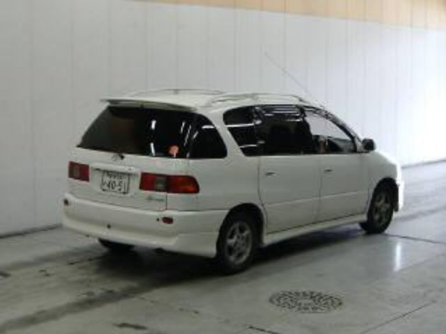 1998 Toyota Ipsum