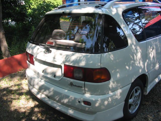 1998 Toyota Ipsum