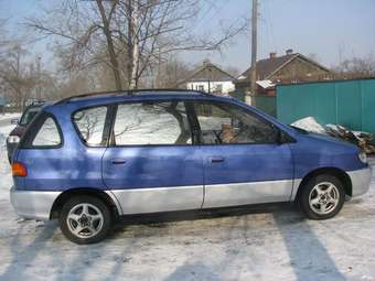 1998 Toyota Ipsum