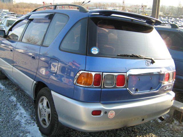 1998 Toyota Ipsum