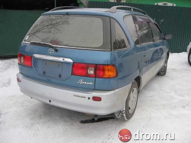 1998 Toyota Ipsum