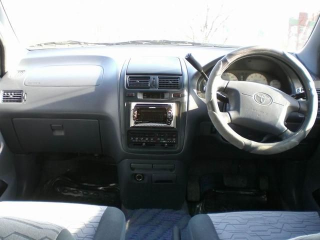 1998 Toyota Ipsum