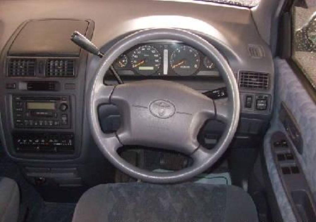 1998 Toyota Ipsum