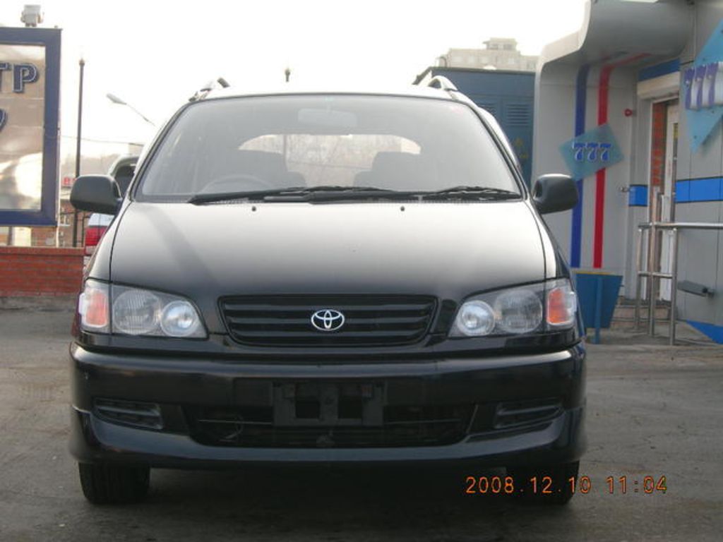 1998 Toyota Ipsum