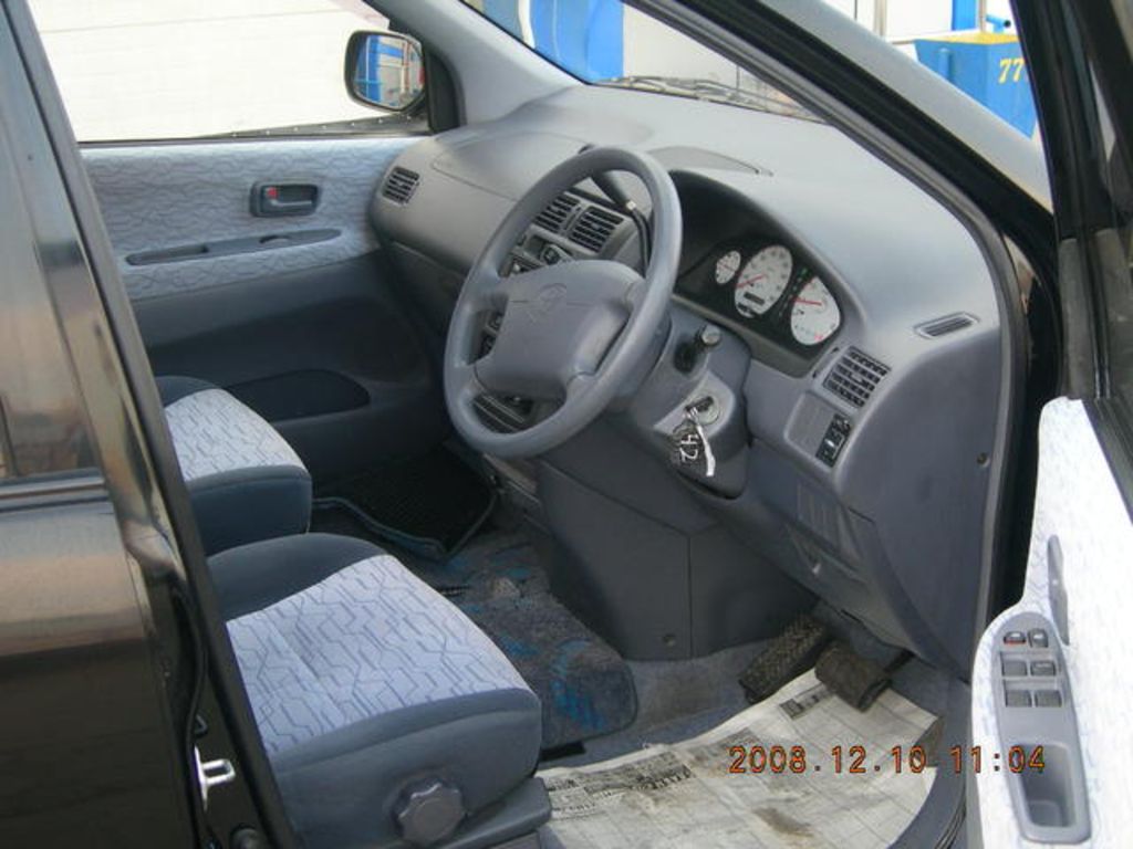 1998 Toyota Ipsum