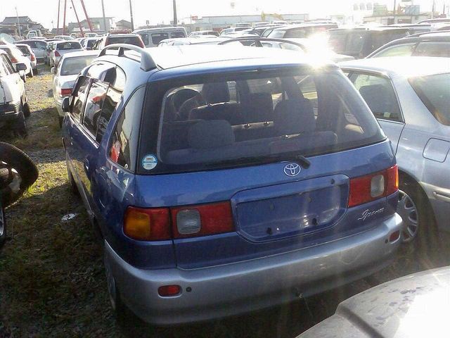1998 Toyota Ipsum
