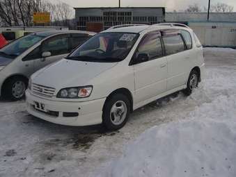 1998 Toyota Ipsum