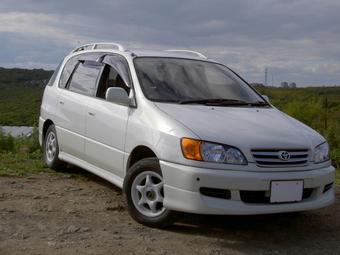 1998 Toyota Ipsum