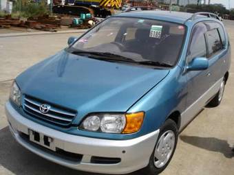 1998 Toyota Ipsum