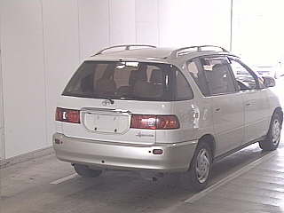 1998 Toyota Ipsum Pictures