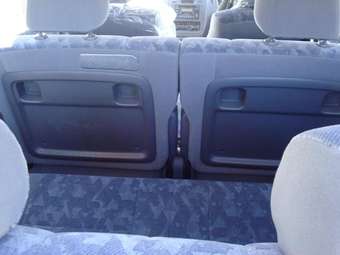 1998 Toyota Ipsum Photos