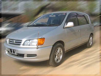 1999 Toyota Ipsum