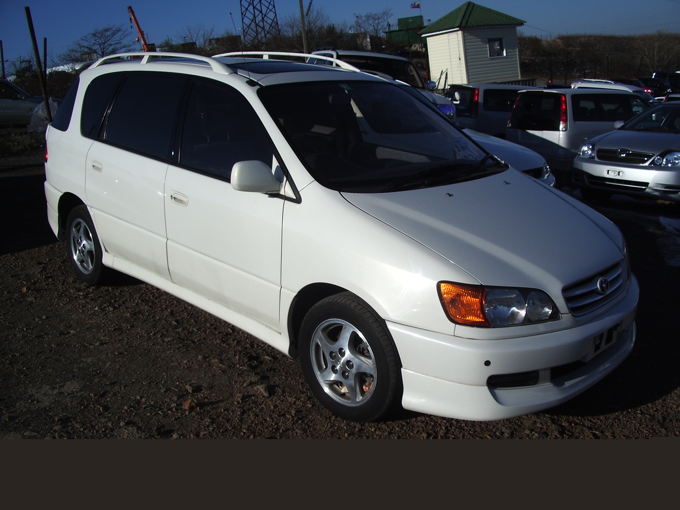 1999 Toyota Ipsum