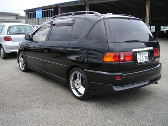 1999 Toyota Ipsum