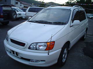 1999 Toyota Ipsum