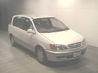 1999 Toyota Ipsum