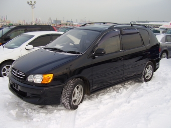 1999 Toyota Ipsum