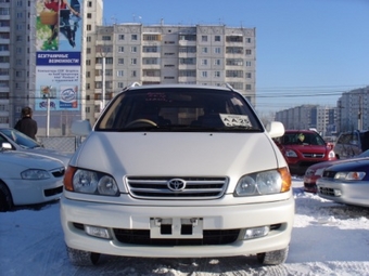 1999 Toyota Ipsum