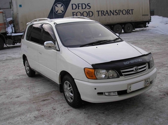 1999 Toyota Ipsum