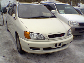 1999 Toyota Ipsum