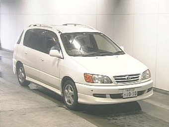 1999 Toyota Ipsum