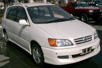 1999 Toyota Ipsum