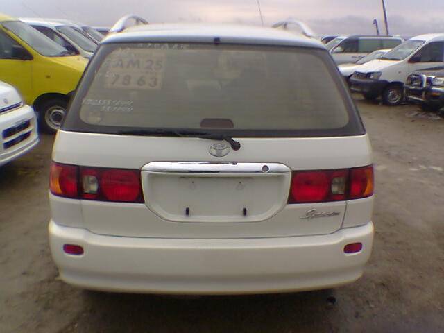 1999 Toyota Ipsum