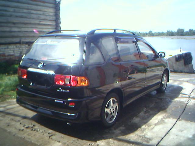 1999 Toyota Ipsum
