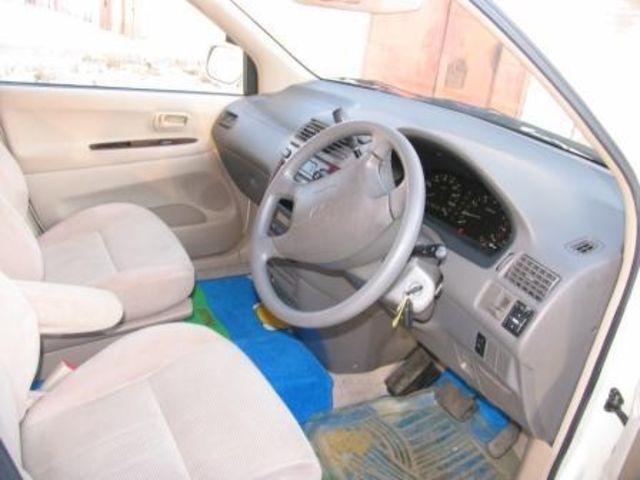 1999 Toyota Ipsum