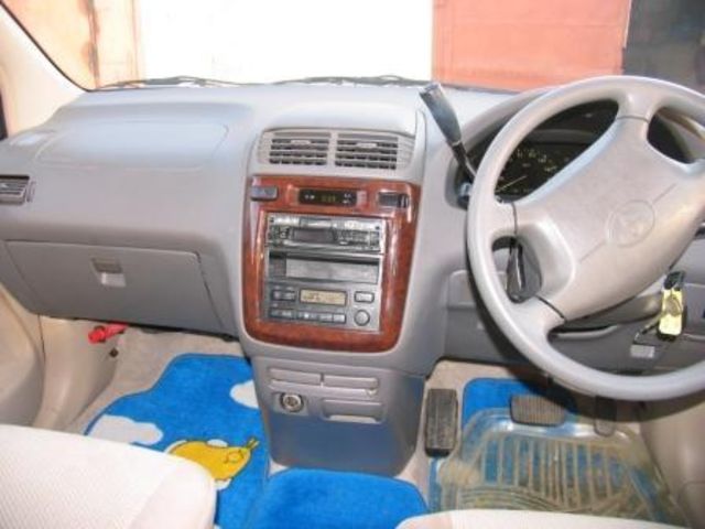 1999 Toyota Ipsum