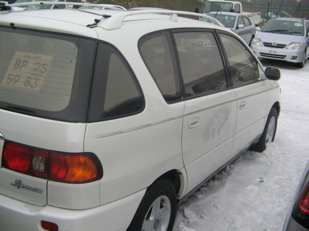 1999 Toyota Ipsum